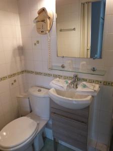 Hotels Hotel Les Embruns : photos des chambres