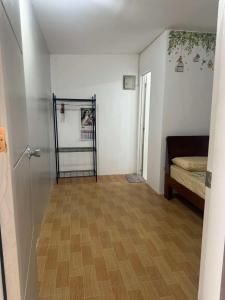 1 BigBR, QueenBed, NearGate, Netfix, Hot&ColdShowr