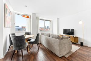 Ceuta Flat, Charming Balcony Over Porto Rooftops