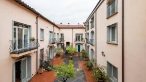 Giambologna Rental in Florence