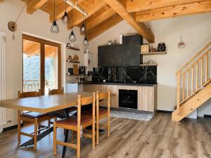 Chalet Bondone panoramic chalet with mountain views near Trento