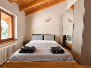 Chalet Bondone panoramic chalet with mountain views near Trento
