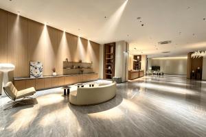 Home Two Hotel at La Vida Pasay