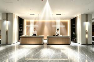 Home Two Hotel at La Vida Pasay
