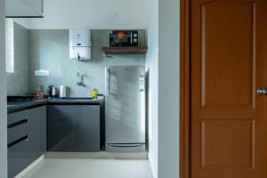 Buteak Suites - HSR Layout Club Rd