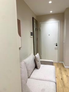 E&R Apartments at Myslym Shyri