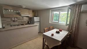 Tiny Comfort House