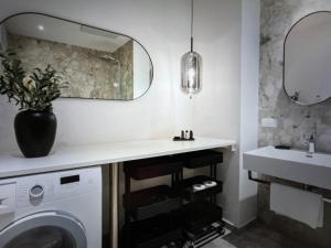 Alfandega Real do Funchal Encanto Madeirense junto ao Oceano