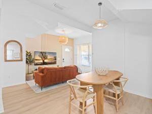 Lake Toho Haven Vintage Boho Style and Park Views