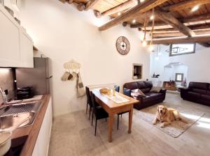 LE SCUDERIE di Casa Bernardi, Wellness Retreat con Sauna in camera & amici a 4 zampe