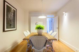 GuestReady - Stunning duplex near Santa Justa Lift