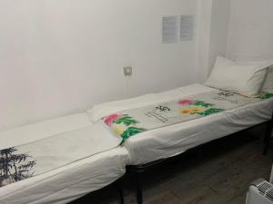 Huawei Shared Home - Wellness- LGBT- 1 min Metro to Linate aeroport - Later Check-in After at 19 - no people do not respect the time - no people do not come back for sleep before midnight 24