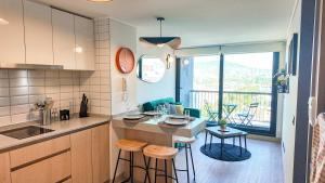 HOM 1 bed with washer Metro Mons Eyzaguirre