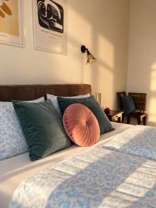 Szimpla Comfort 3BDR, 2BTHR, 2WC, 4AC Apartment