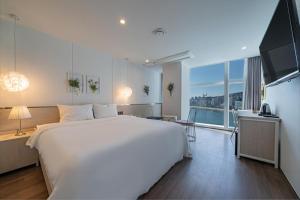 Primavera Hotel