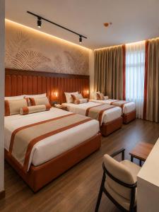 Ahura Otel