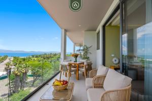 2BR2BA Alik A12 in La Cruz with pool, gym, AC, WiFi, and balcony