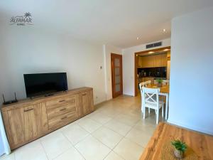 Gala Suite - Modern Apartment with Parking & Pool