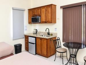 The Vista Inn Studio #3