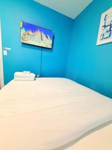 Newark NJ Private Room