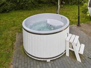 Spacious holiday home, pool, sauna, whirlpool