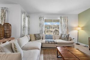 ChampionsGate 6BR Villa with Private Pool Near Disney