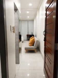 Resort-style home in Cubao with salt pool - Walk to Araneta