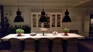 B&B Van Hunebed Naar Jullie Bed