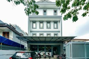 Urbanview Daily Guest House Pasteur Bandung