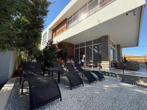 Farka Lake Luxury Villa