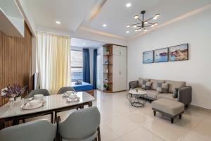 1br Stylish Flat Sunrise City View Hanas Apart