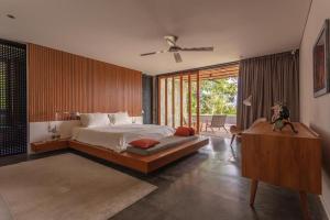 3BR Mid-Century Villa Pool & Yoga Deck Canggu