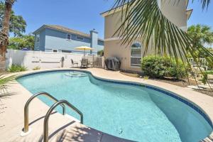 Destin Family Retreat Private Pool and Beach