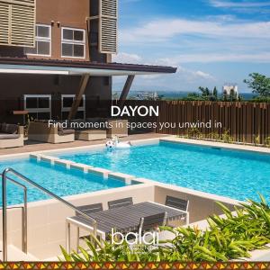 Royce Beach Pad - Tropical Studio with Pool & Wifi near Resorts