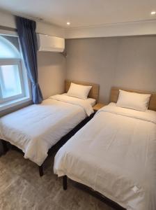 OneMore HOSTEL
