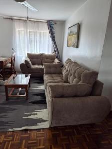 Westlands luxury 1 bedroom apartment with pool view balcony