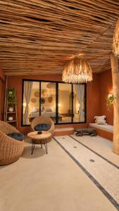 Beautiful garden villa, close to town