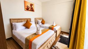 Desired Atmosphere Safaris 2