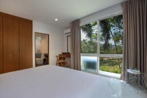 Surin Park 1 Bed Walk to Beach by Destada