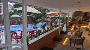 Westlands luxury 1 bedroom apartment with pool view balcony