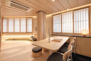 UH Suite Central Seoul