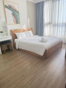 Vinhome Central Park - Penisula Landmark
