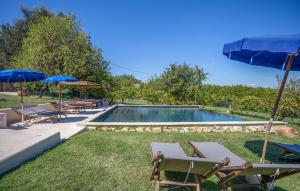 Amazing Home In Serra San Quirico With Outdoor Swimming Pool