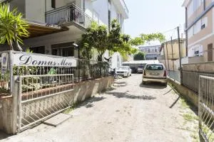 Hotel Domus Mea - كاتوليكا