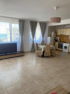 Virgo Sea View 3 camere Summerland