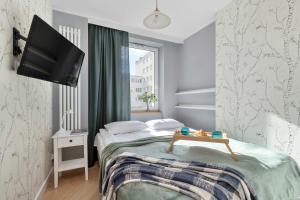 Comfortable Family Apartment with Balcony in Gdynia by Noclegi Renters