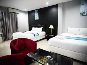 Golden Star Pattaya