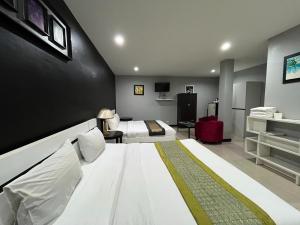 Golden Star Pattaya