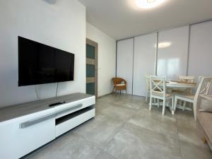 Czartoryskiego Modern Apartment by BookingHost