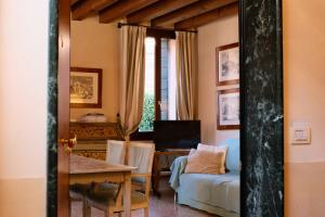 Casa Contarini